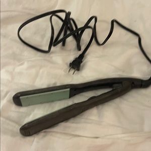 Wet to straight flat iron